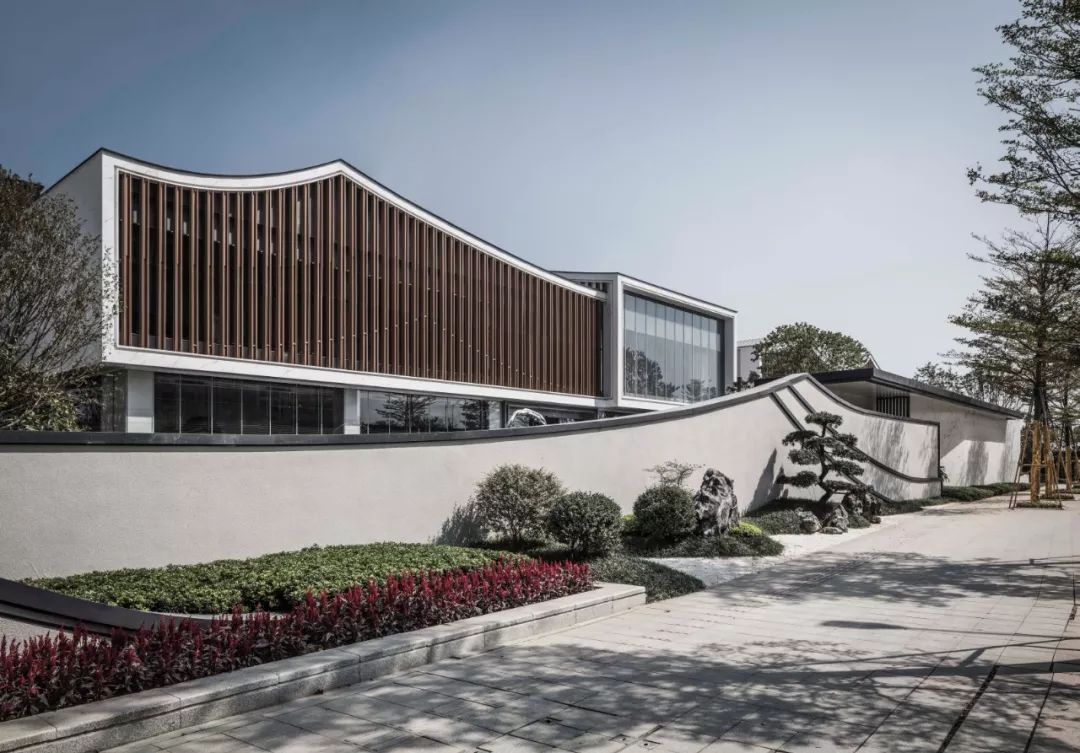 追忆岭南,演绎城市东方礼序丨保利·和悦湖畔_建筑