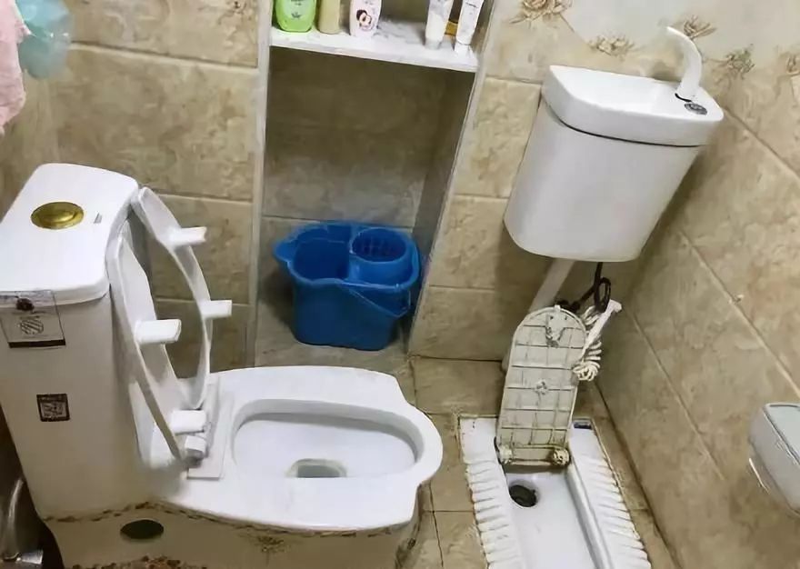 辣眼睛史上最奇葩厕所设计