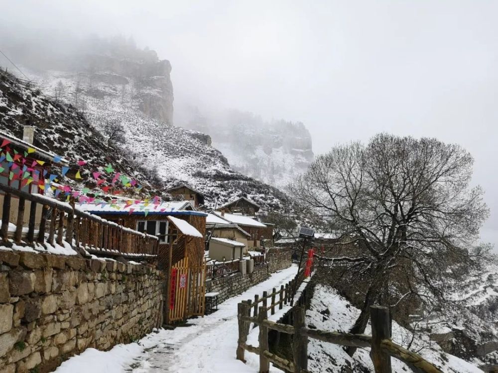 宁武悬空村雪景如画美极了