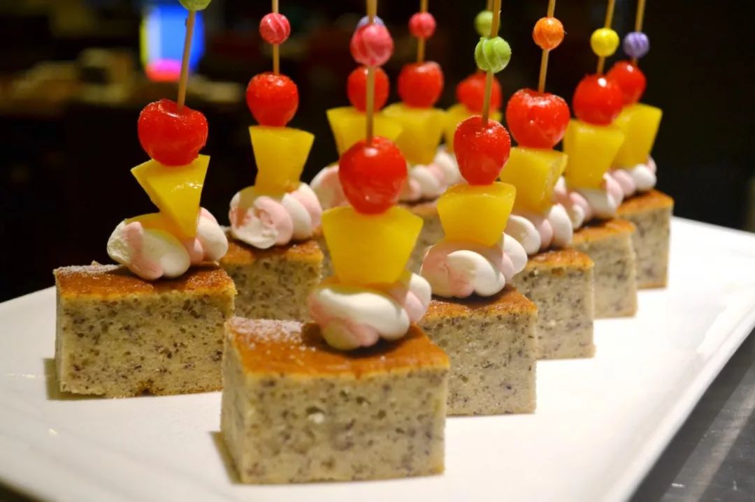 上海松江假日酒店061492位30港式点心畅吃洲际旗下酒店粤式点心自助