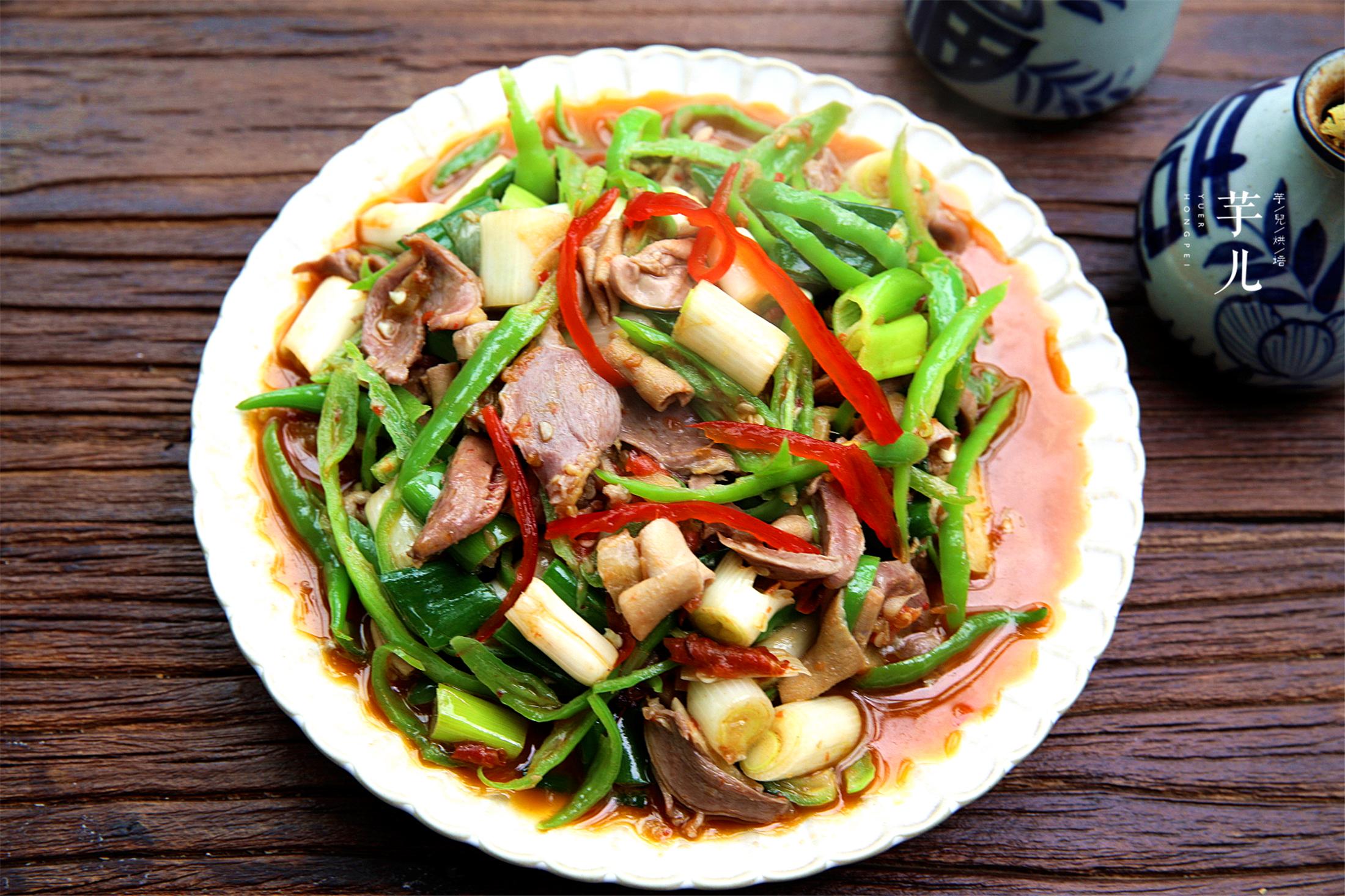 原创爆炒鸡杂最好吃的家常做法,5分钟炒一盘,,香辣过瘾上桌秒光