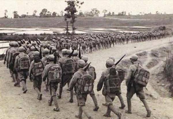 原创四野为何能三年发展百万雄兵?看看林帅麾下十员虎将有多猛!