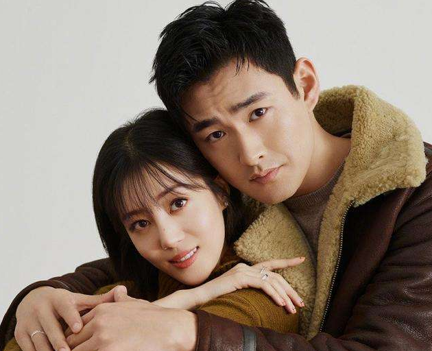 中国版太阳的后裔官宣女主是李溪芮得知男主全网沸腾了