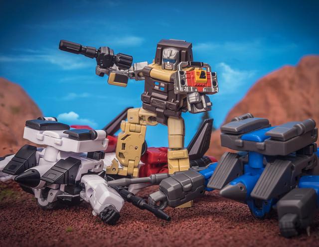 模玩资讯变形金刚第三方newage大汉腹地照相机