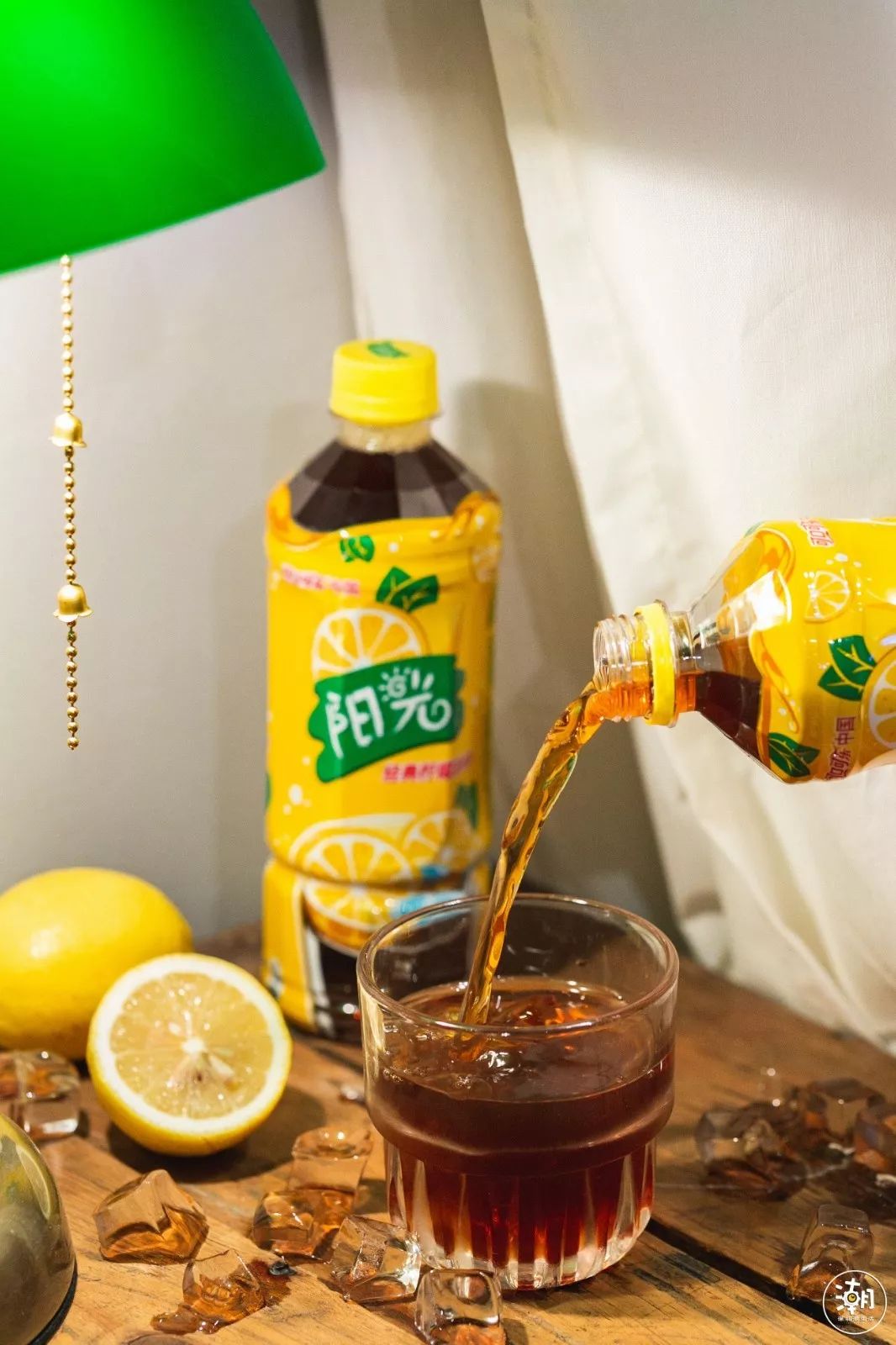 郑伊健阳光柠檬茶广告图片