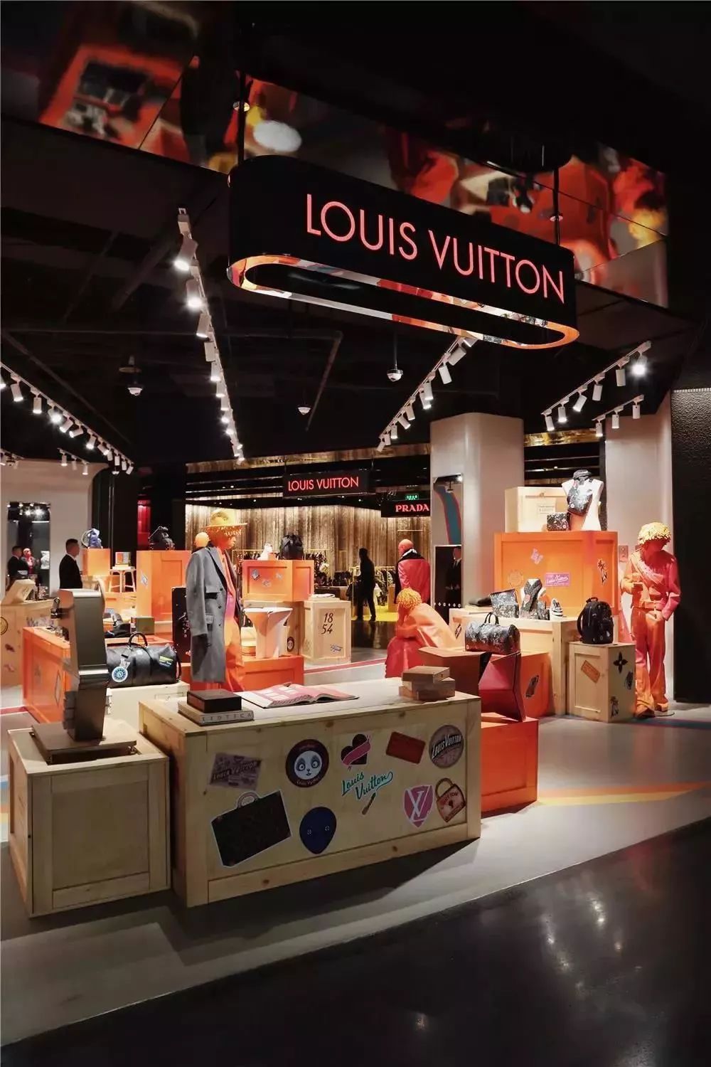 开业首日狂卖10亿,看skp-s如何打造沉浸式商业空间 | 案例精选