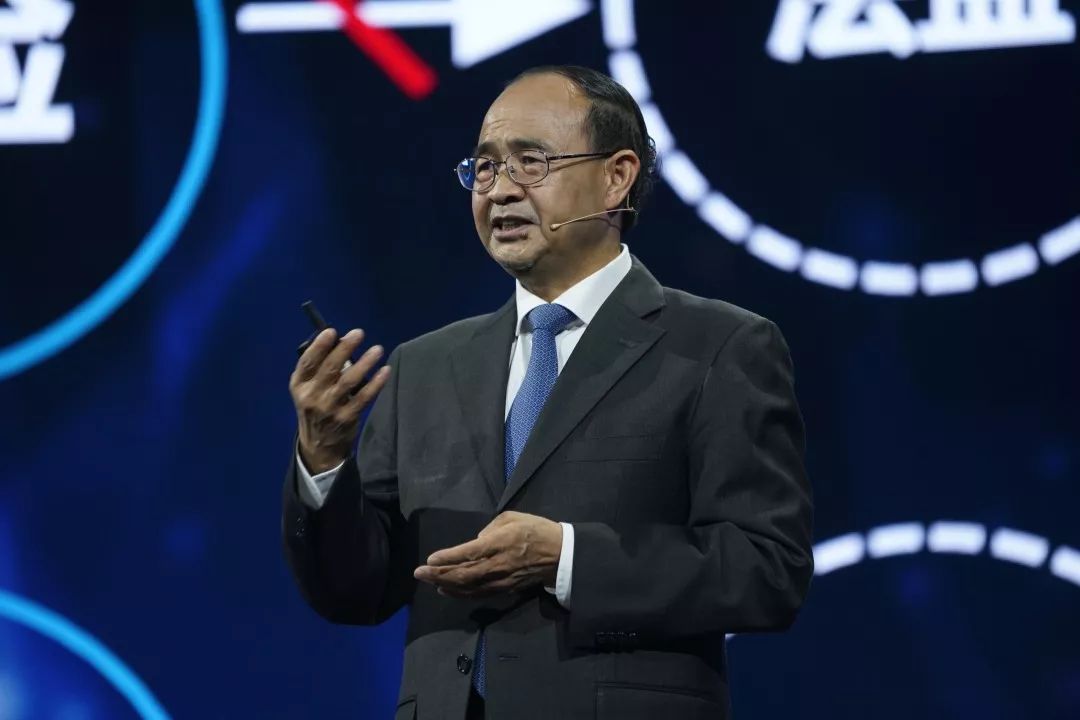 张明楷演说会:母亲与女友同时落水该救谁?——无处不在的刑法学