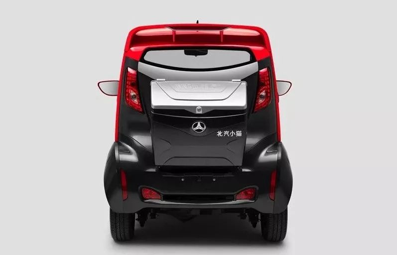 喵极简尽美典范北汽小猫两门两座三万就能牵回家