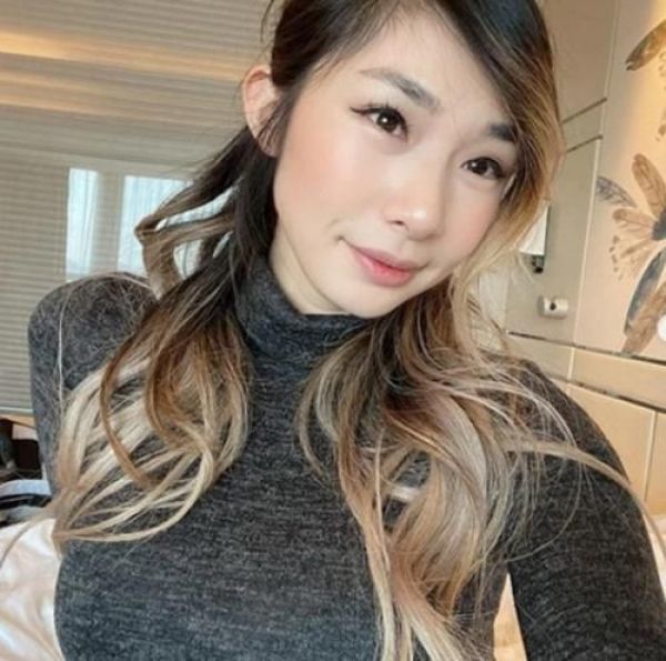 大师兄否认新恋情,热吻照却被曝,被踢出tsm是因为抢老板女友?_leena