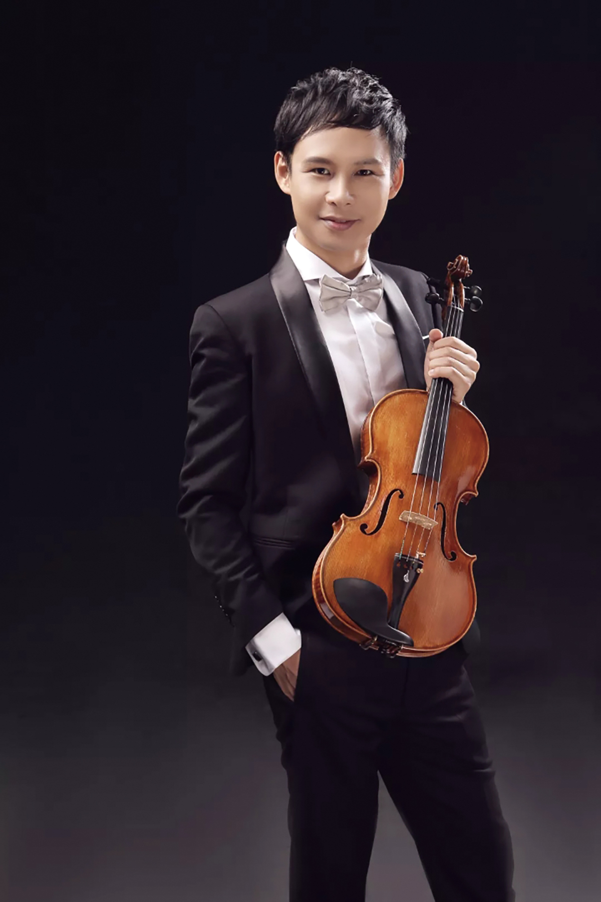 参演本场音乐会的中提琴手们,涵盖了音乐学院附中一年级到硕士研究生