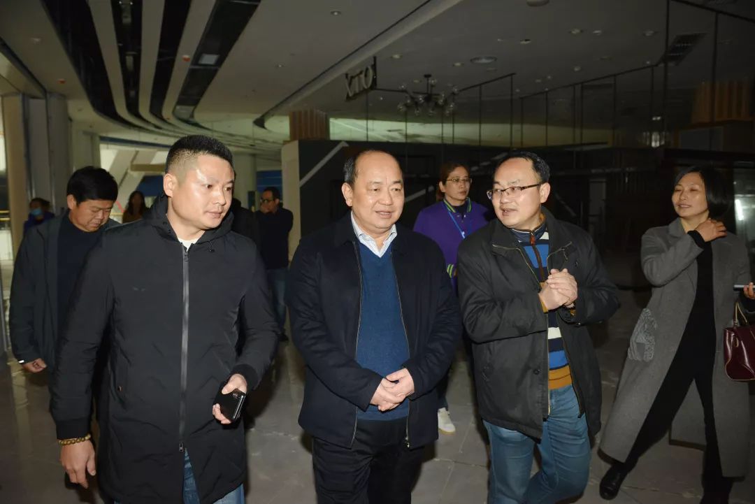 区领导袁哲明,刘建南,周天浩,刘新华参加督查.