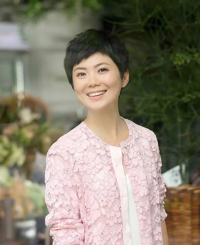 活动跟文大美丽过一个最快乐有趣的圣诞