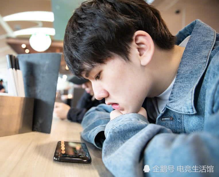 lpl战队陆续官宣德杯阵容jackeylove去向明朗