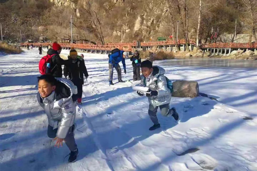冬天是五颜六色的水泉沟踩冰活动回顾