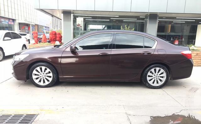 14年九代雅阁24l豪华型二手车值得入手吗