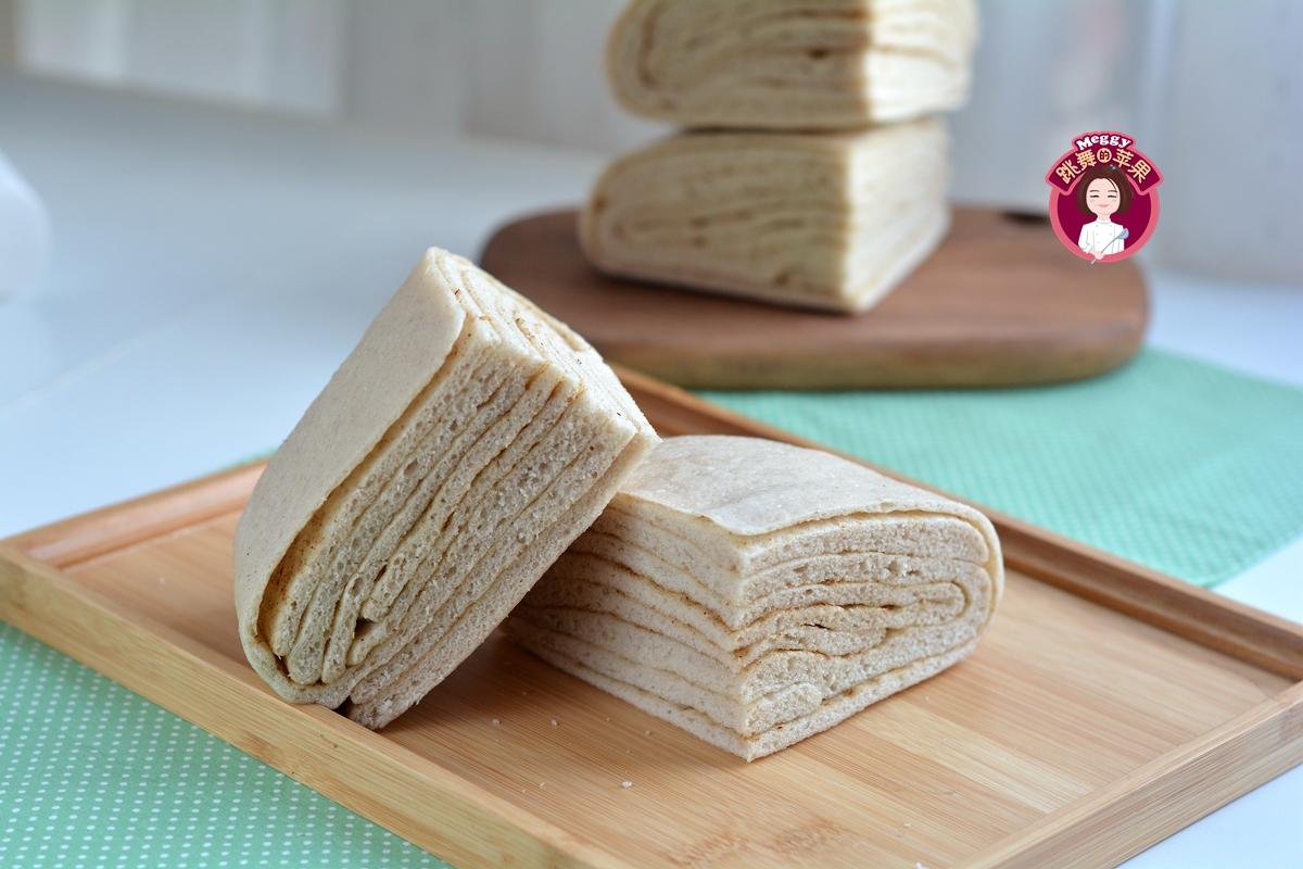 原创给老妈蒸了千层饼暄软像海绵椒盐味浓没菜都能吃2块