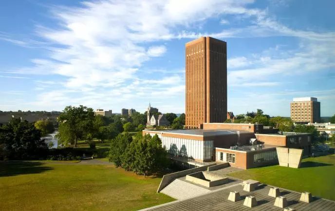 坐落于美国俄亥俄州首府哥伦布市(columbus),是世界著名研究型大学,是