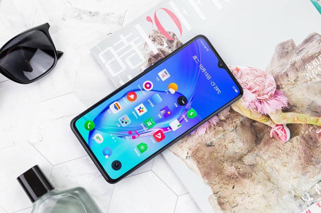 5g网速不是极限realme官宣真我x50全场景智能提速红米怎么破