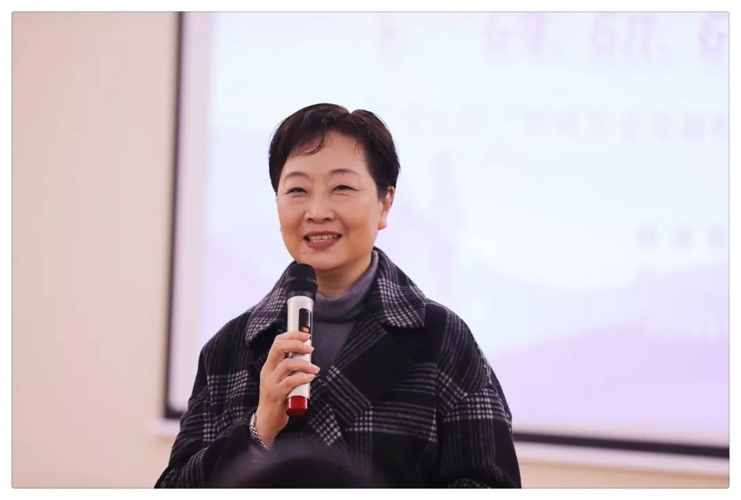 最后,刘政副局长对本次分会场进行了点评,她高度肯定了书法