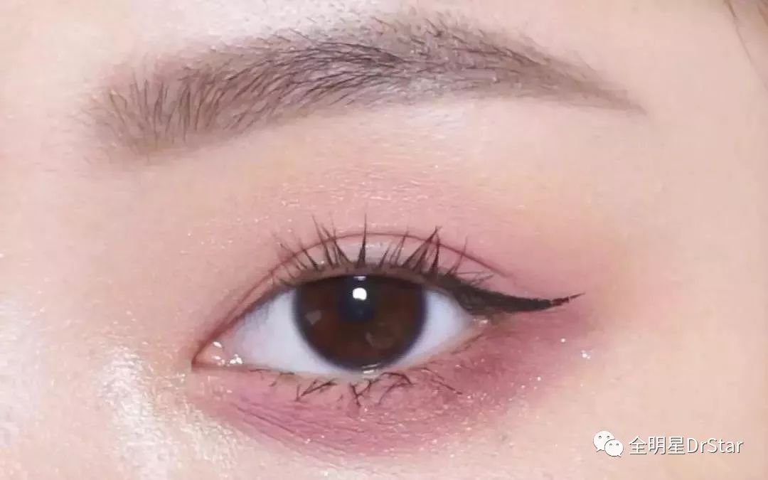 乔欣眼睛大变样,莫名不像本人了是怎么回事?_双眼