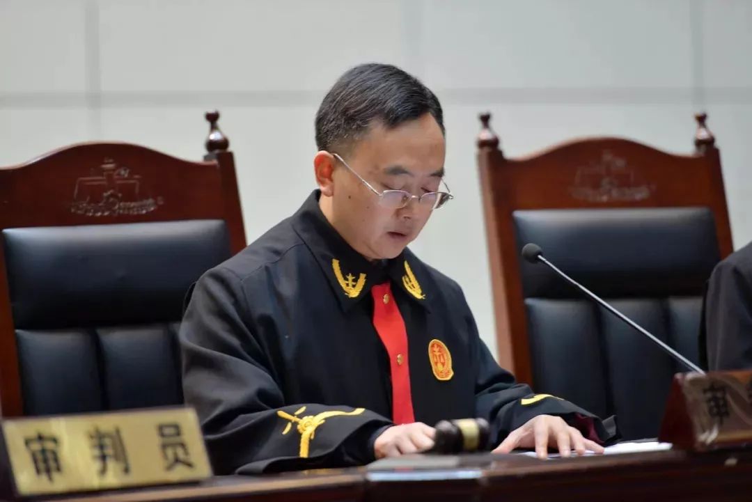 近日,仁寿法院对被告单位四川仁寿齐旭液化气有限公司等四家液化气