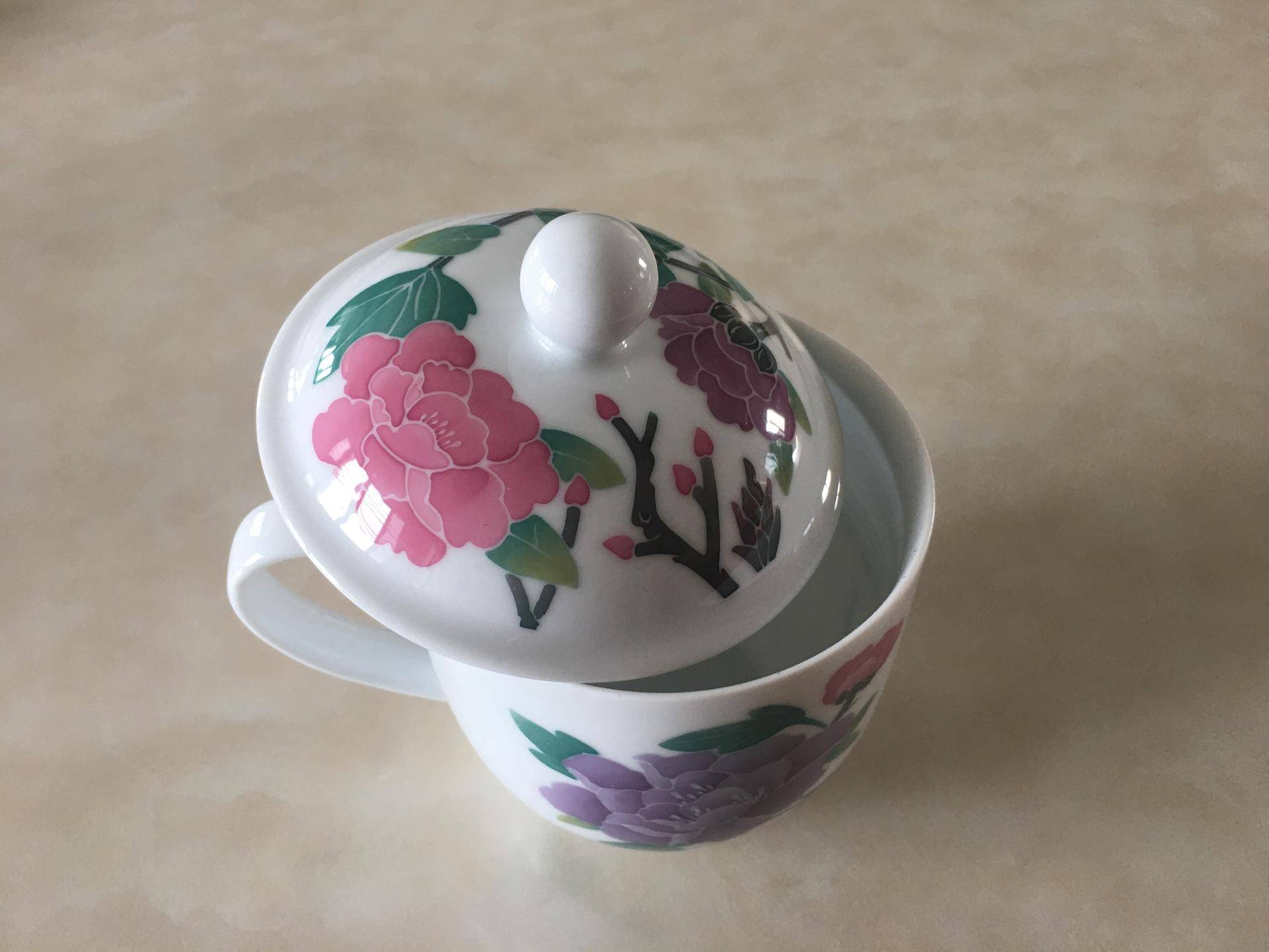 红官窑贵妃杯中华瓷器精品值得拥有