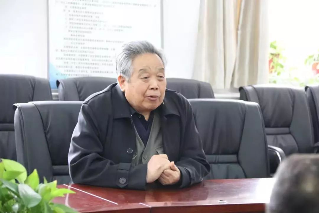 学院资讯 | 校友张友仁向母院捐赠图书