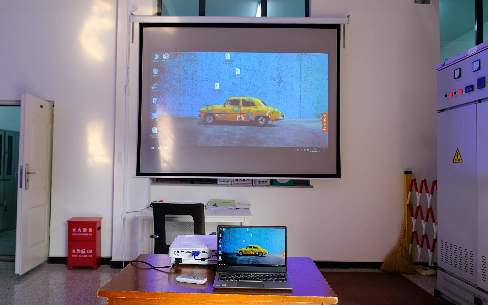 明基e500智能网络投影仪,工作,商务,娱乐,一个都不能少_办公