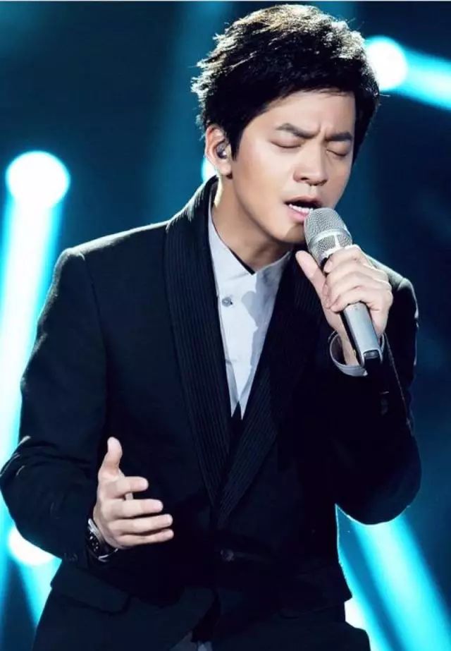 李健丨你清澈又神秘像贝加尔湖畔