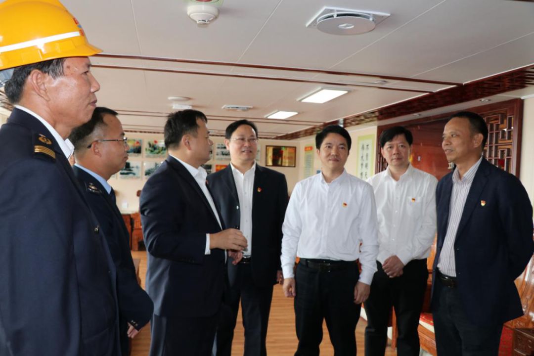 湛江市委常委组织部部长曹永中到徐闻调研指导基层党建工作