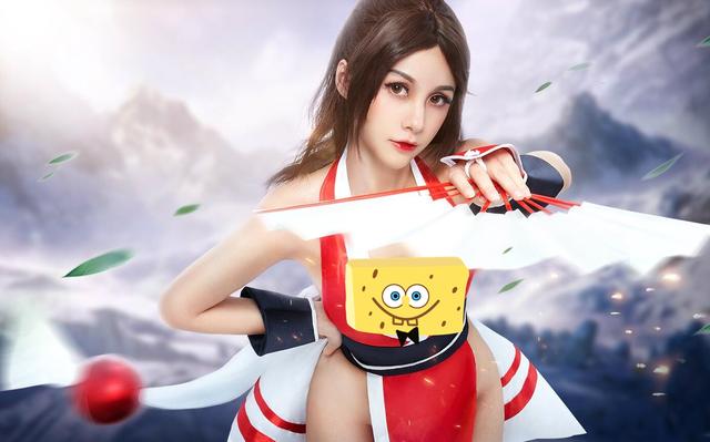 这套cos堪称蔡萝莉黑历史身材跟不上只能看着别人羡慕