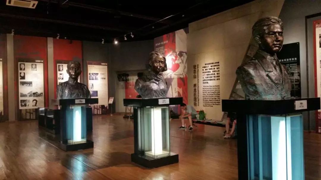 重庆长江三峡宜昌单飞单高铁五日游