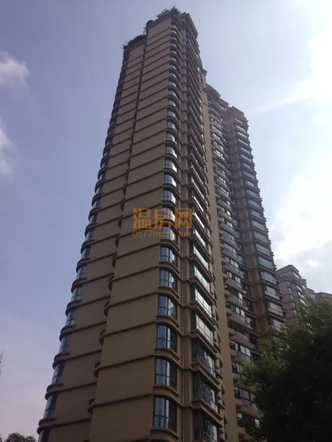 vr看房鹿城区金色尚品楼层好龟湖路五十五弄小区总价低二手房源出售