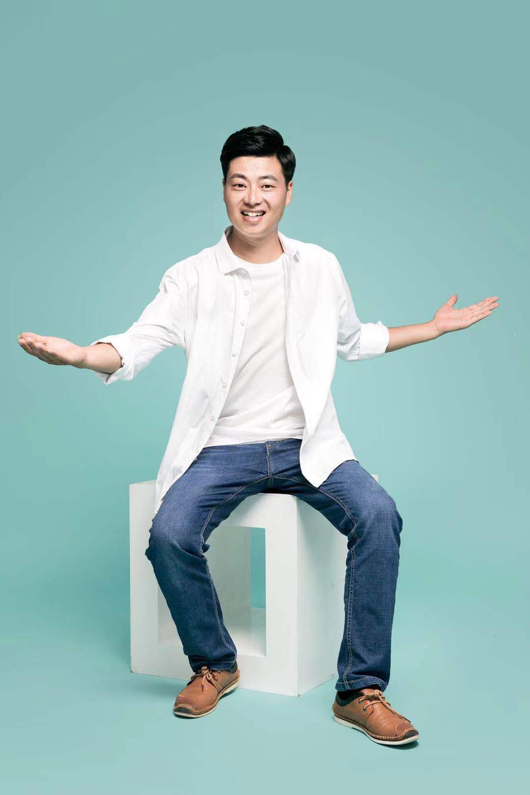 蓝琪儿姚大再掀乐坛潮流 高能神曲《情花朵朵开》二度来袭