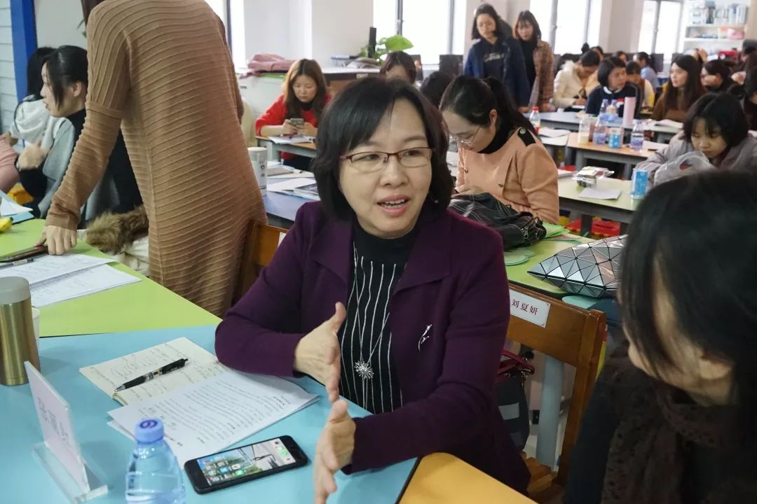 以生为本教学相长记龙华区小学英语第三教研组我们