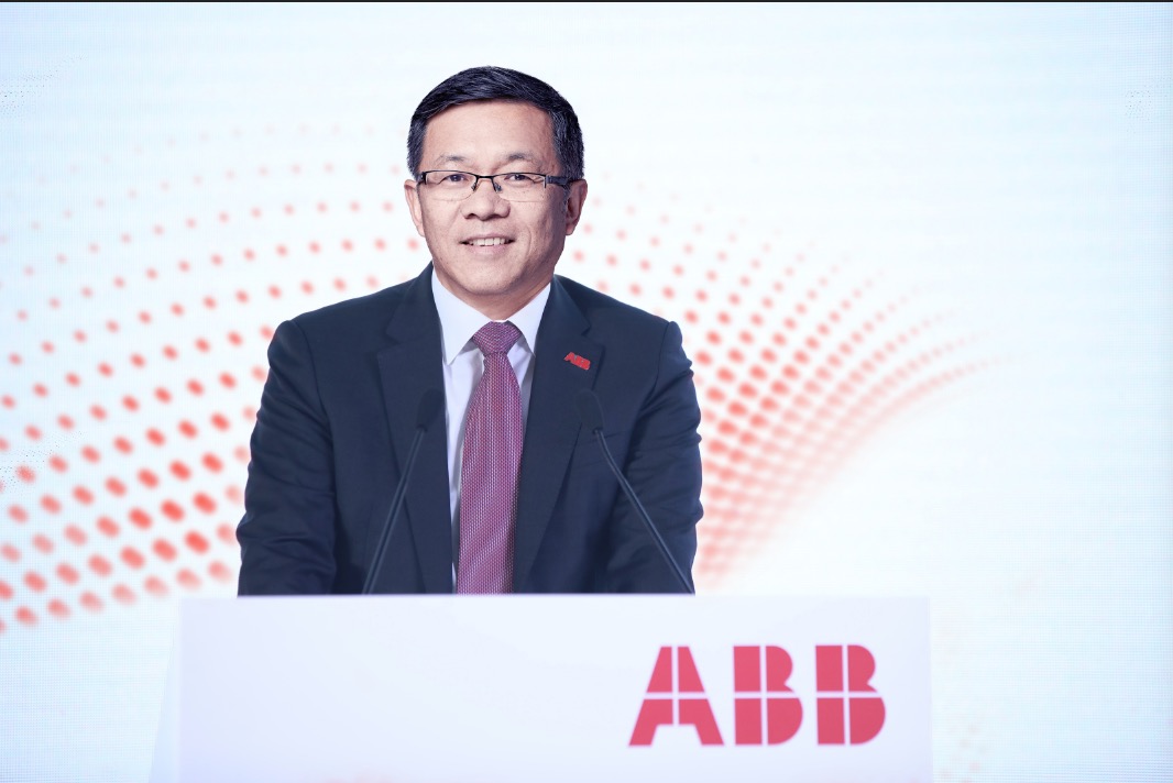 abb集团亚洲,中东及非洲区总裁,abb(中国)有限公司董事长 顾纯元博士