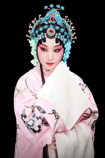 德艺双馨——程派青衣卢杨