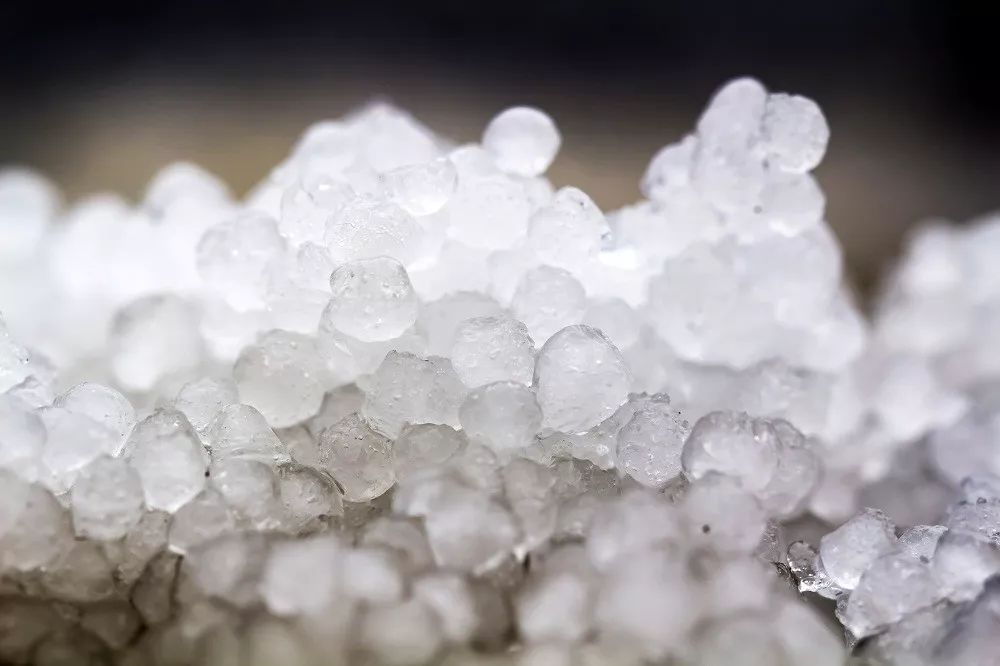 我国科学家证实百年理论预言捕捉到水结冰的关键一瞬中国科讯