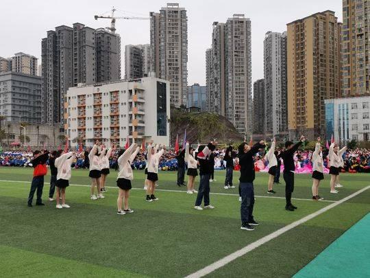 达州中学举办2019年首届“俊采”节大赛(图2)