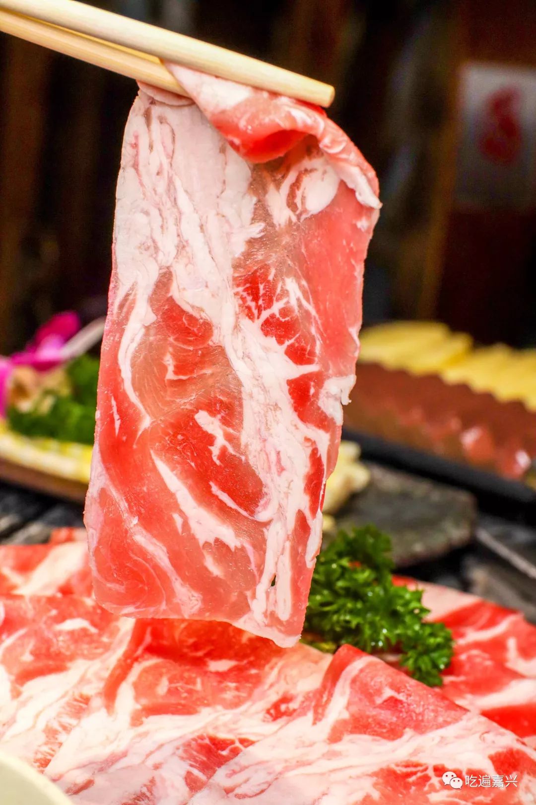 肥牛吃起来很香奶香味十足肉质非常细腻而且不柴不老不油腻加上他们家