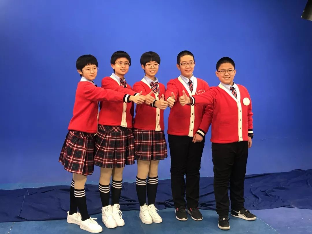 大庆一中初中部坚守素质教育的理念,离不开初二年级赵守君主任的有力