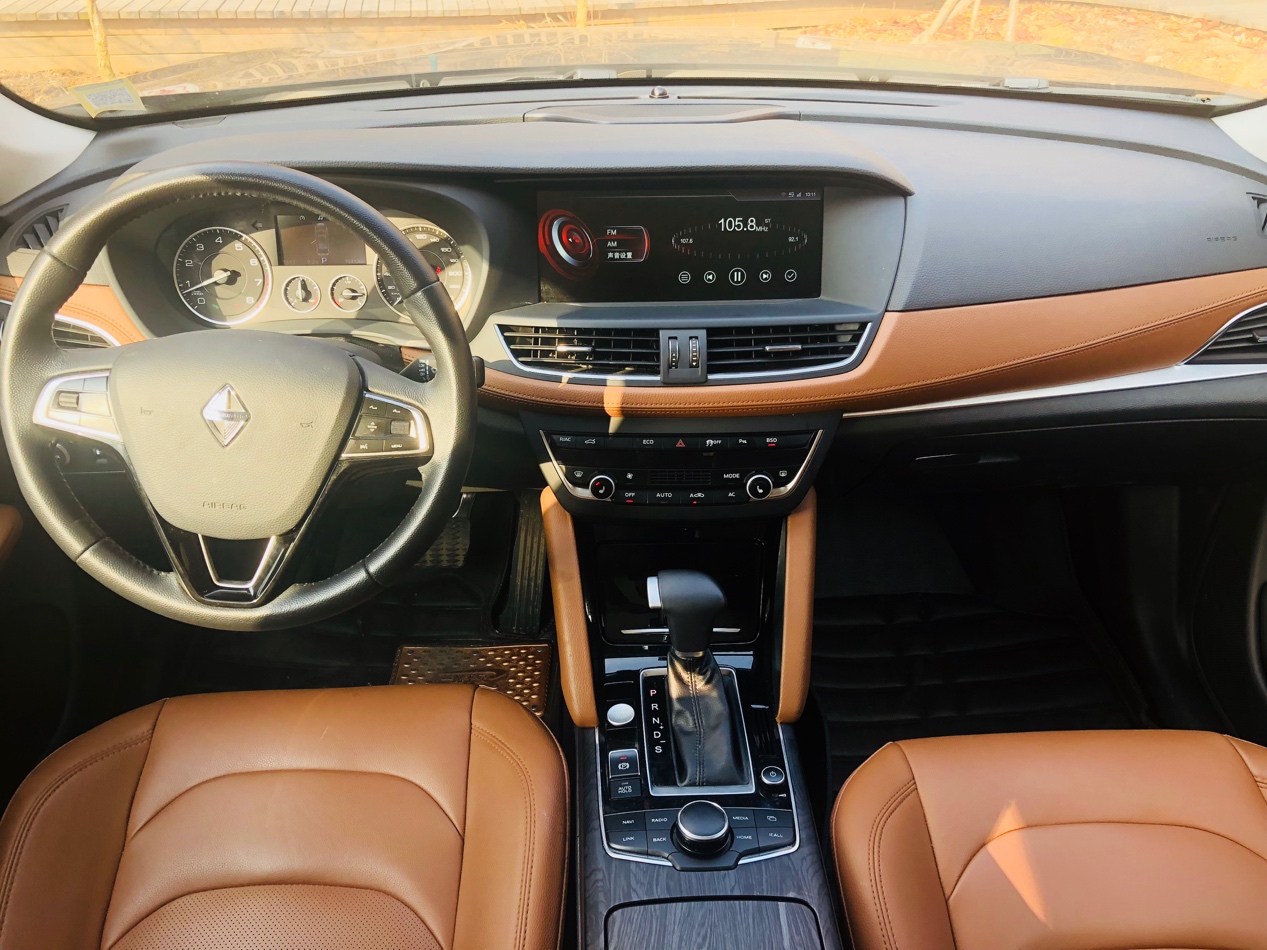 在这里我们有时间再来好好给大家介绍一下宝沃bx7内饰部分.