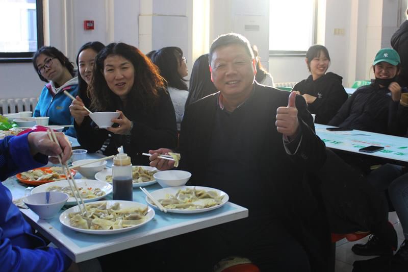 新闻快讯百褶焦耳裹真情叮咛更胜珍宝器2019国关学院饺子节顺利举办