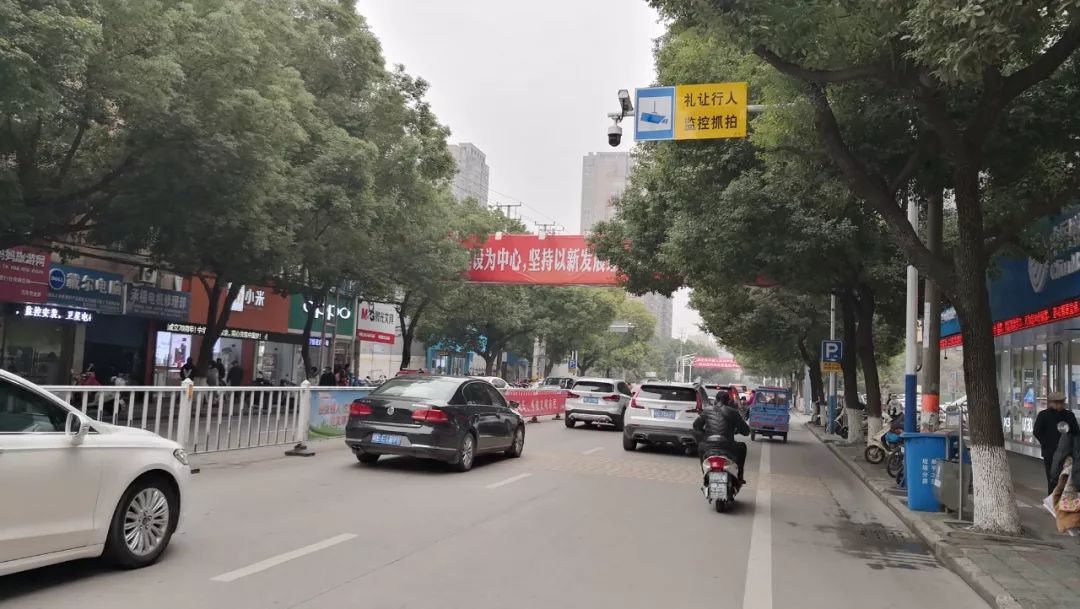 独家12月23日我县城区将新增6处礼让行人抓拍点