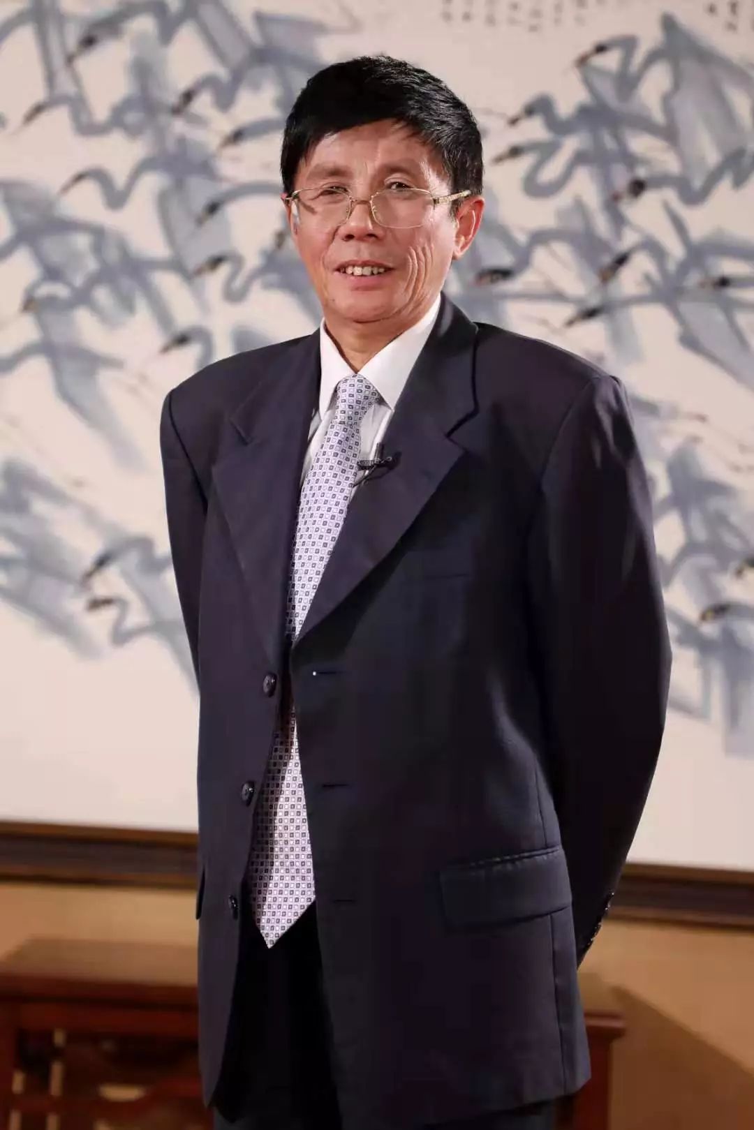 地方人大常委会40周年代表风采录丨何福龙高质量履职有作为