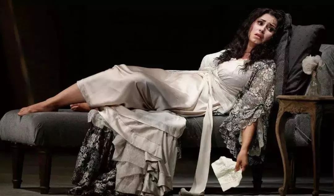 圣诞的浪漫,剧院给你!_歌剧