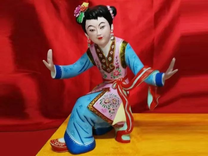 抟泥塑形惟妙惟肖泥塑艺术家吴德祥作品赏析