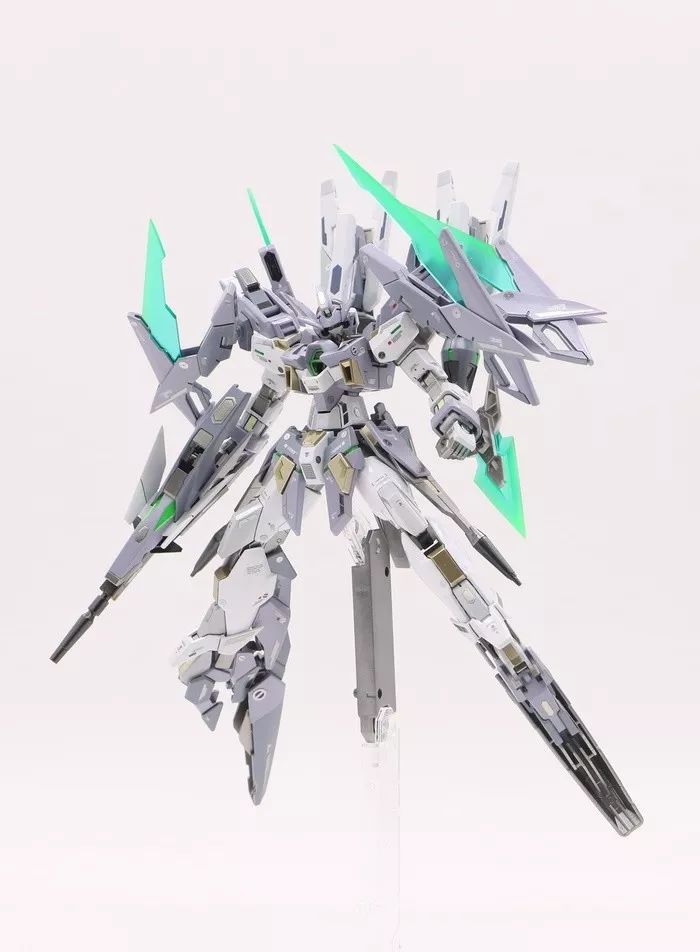 机体名称的sv有救世主(savior)的意思.