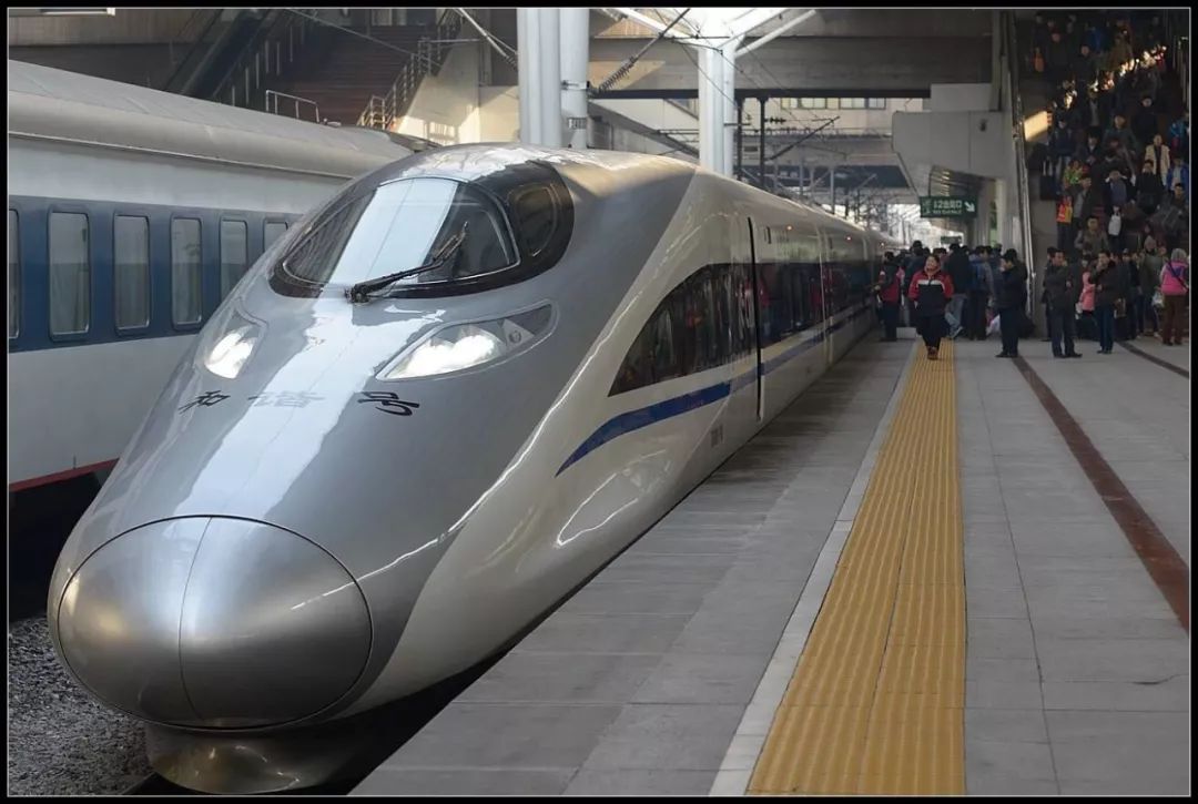 2013年永州进入高铁时代,如今永州可直达北京,上海,广州,深圳及国内多