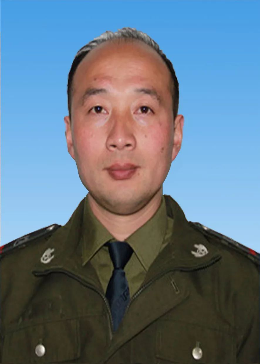 7盈浦中队 常飞学习积